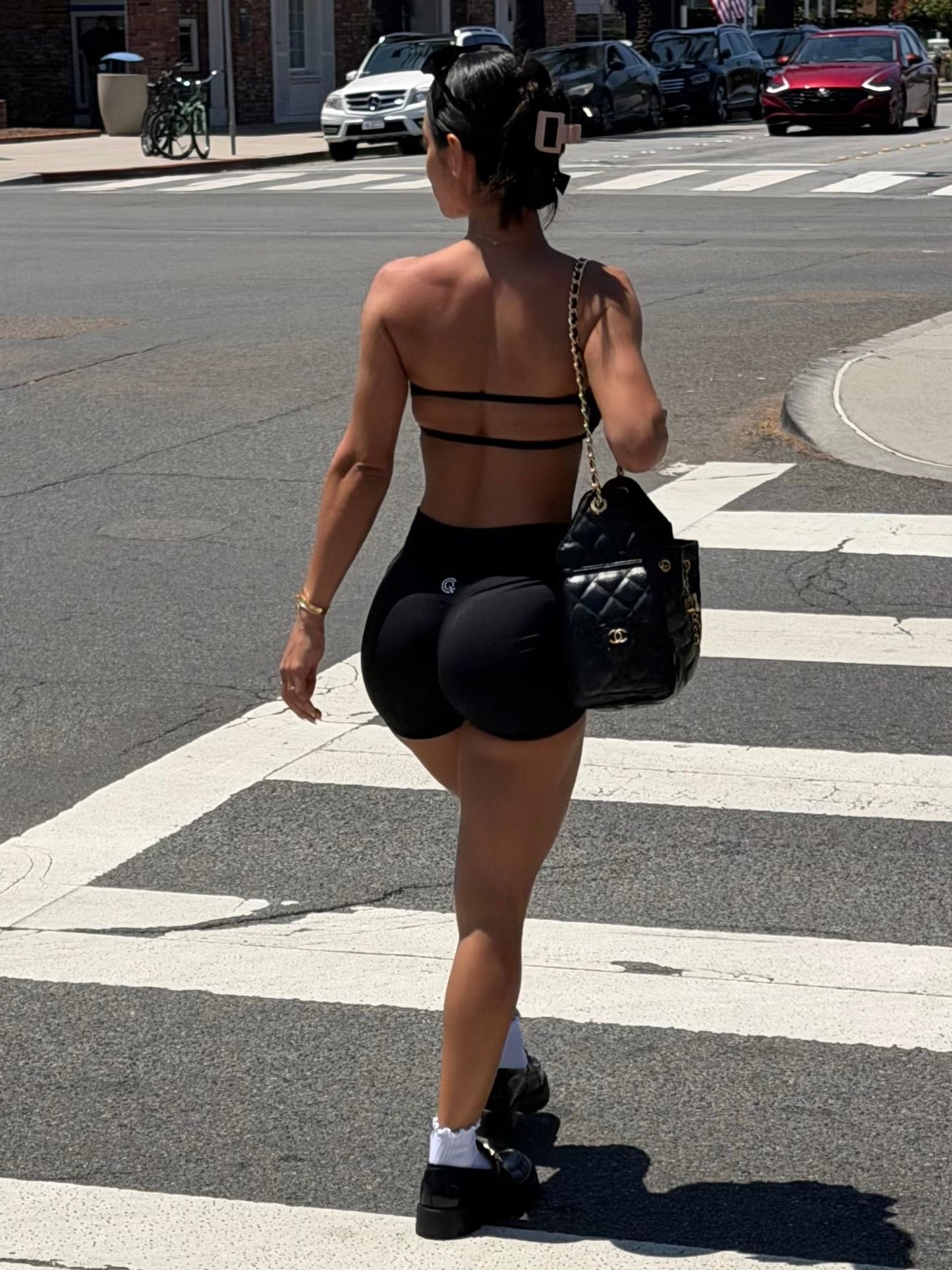 Signature Sculpt Tube Black